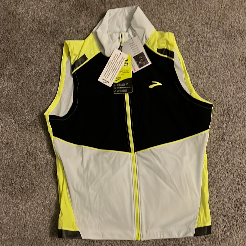 Brooks Women’s Carbonite Vest